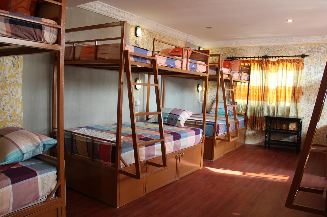 Pich Guesthouse Phnom Penh Exteriör bild